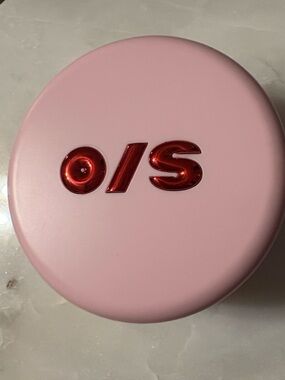 ONE/SIZE Ultra Pink